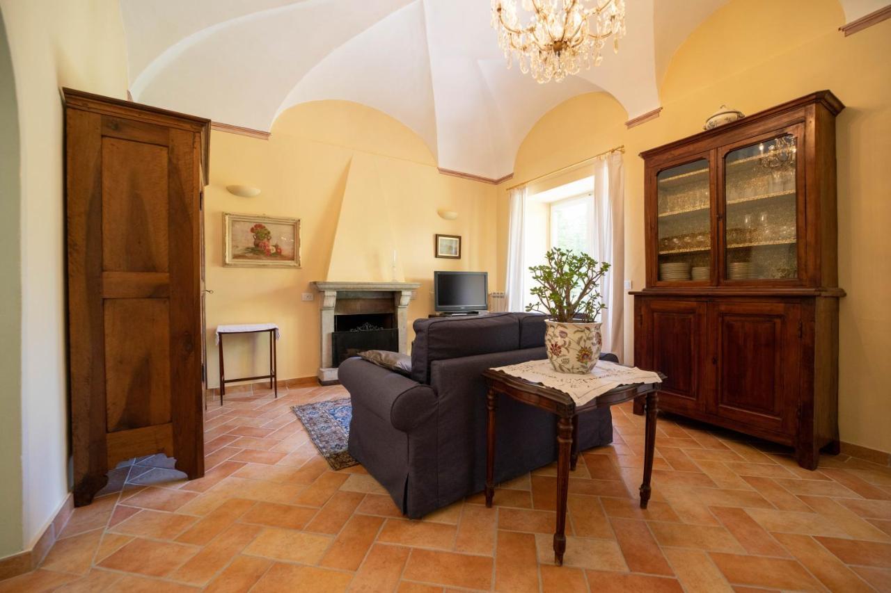 La Loggia Dei Frati Apartment Cannero Riviera Luaran gambar