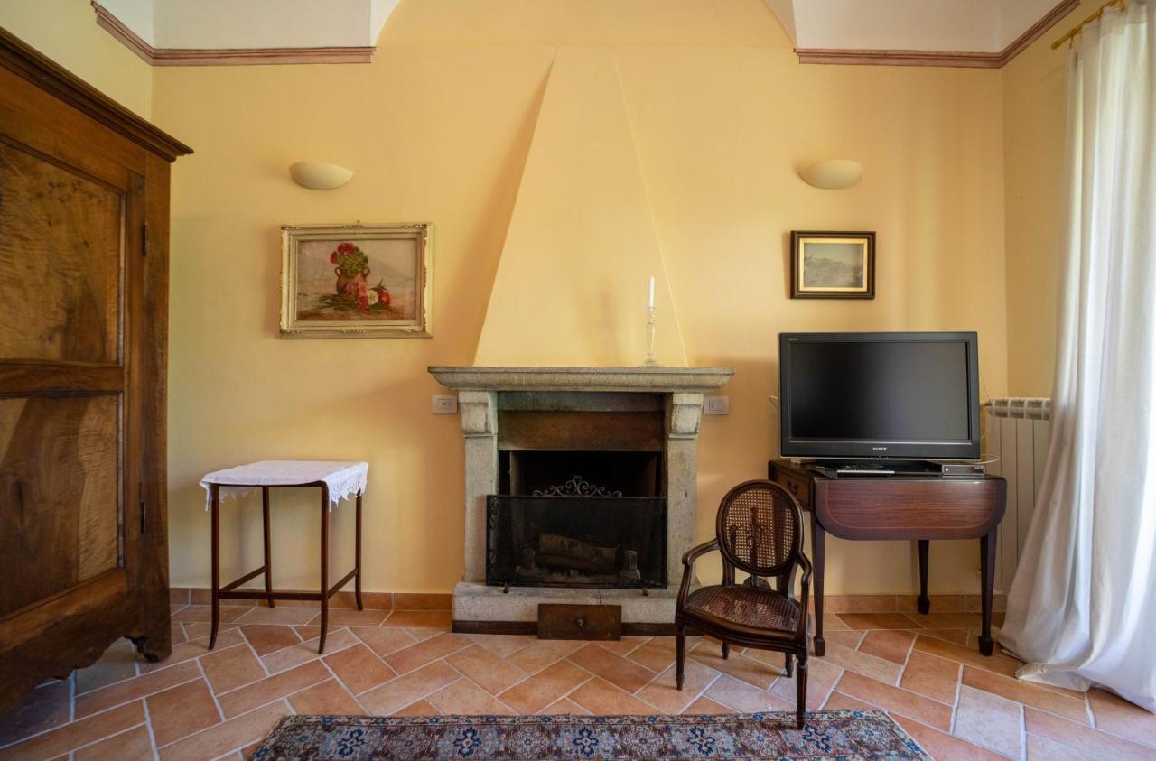 La Loggia Dei Frati Apartment Cannero Riviera Luaran gambar
