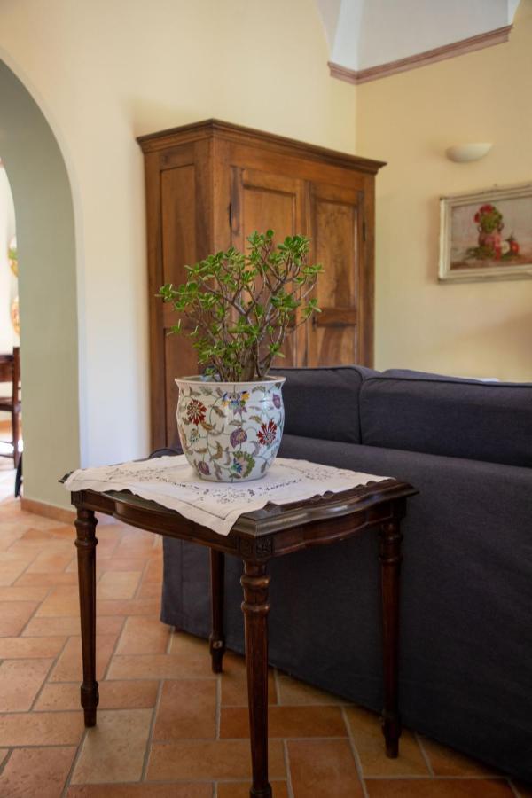 La Loggia Dei Frati Apartment Cannero Riviera Luaran gambar